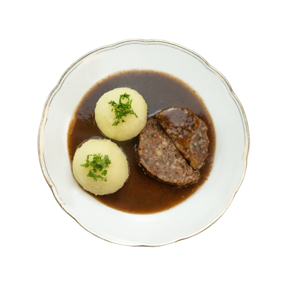 Nussbraten mit Pflaumensoße & Klößen